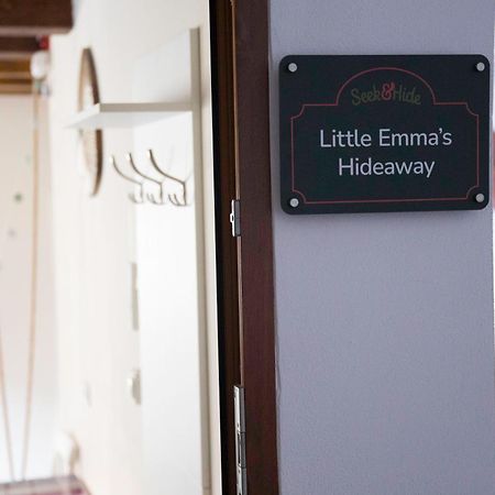 Seek And Hide - Little Emma'S Hideaway 布拉索夫 外观 照片
